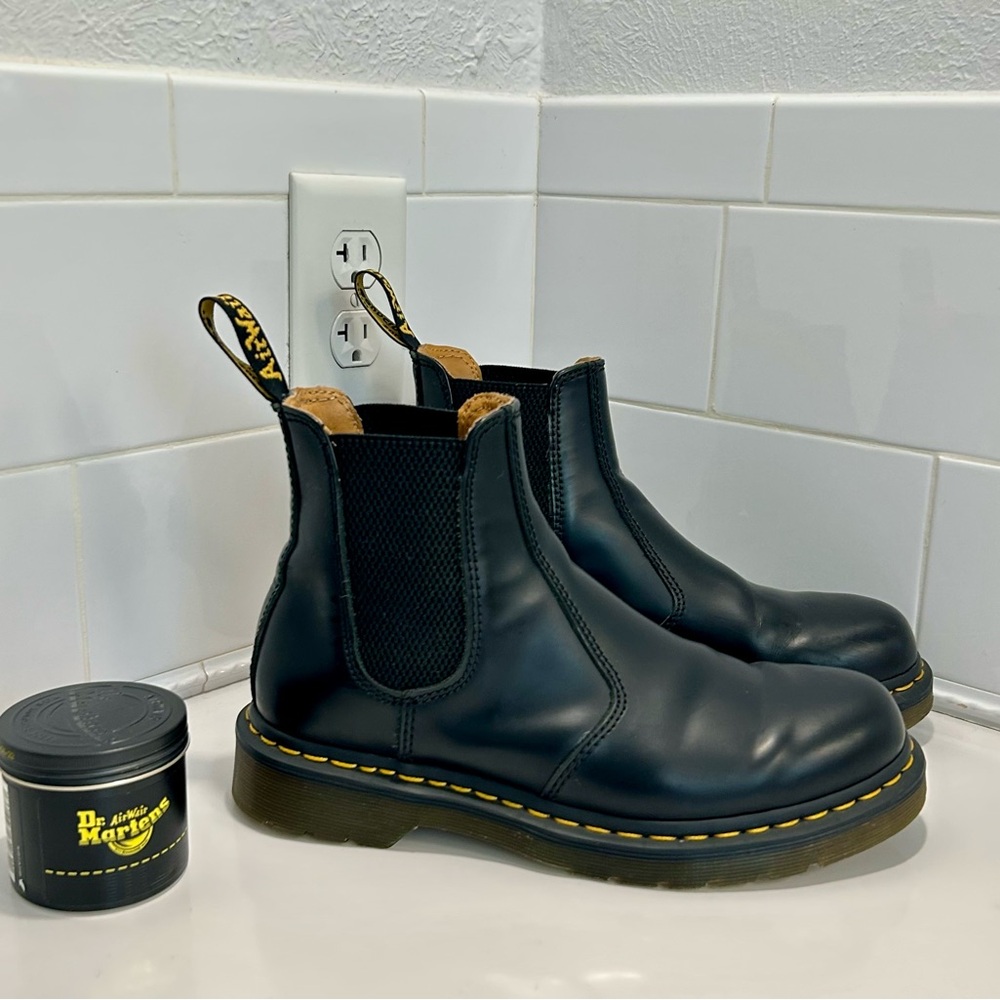 Dr Martens 2976 Yellow Stitch Smooth Leather Chelsea Air Wave USW7 M6 EU38